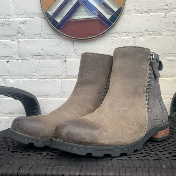 Sorel Emilie Chelsea Zip Bootie - Picture 7 of 9